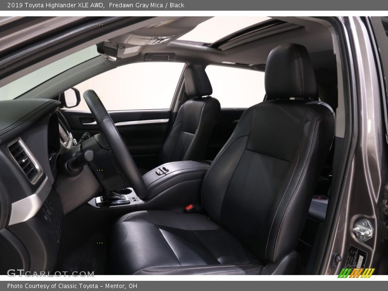 Predawn Gray Mica / Black 2019 Toyota Highlander XLE AWD