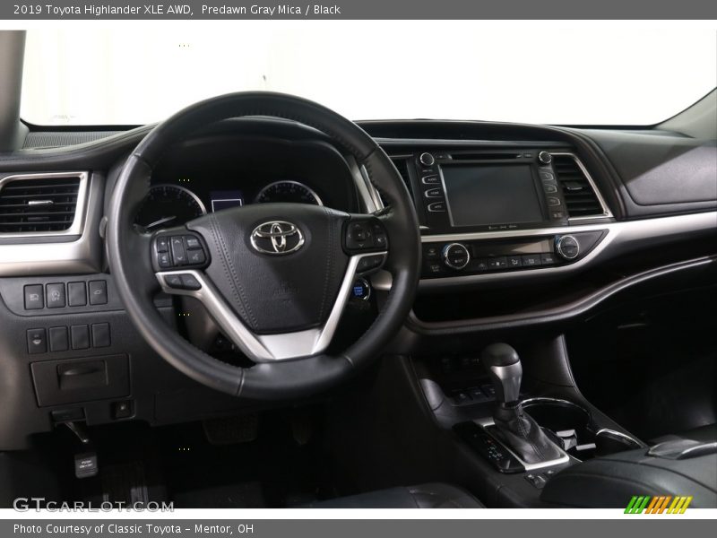 Predawn Gray Mica / Black 2019 Toyota Highlander XLE AWD