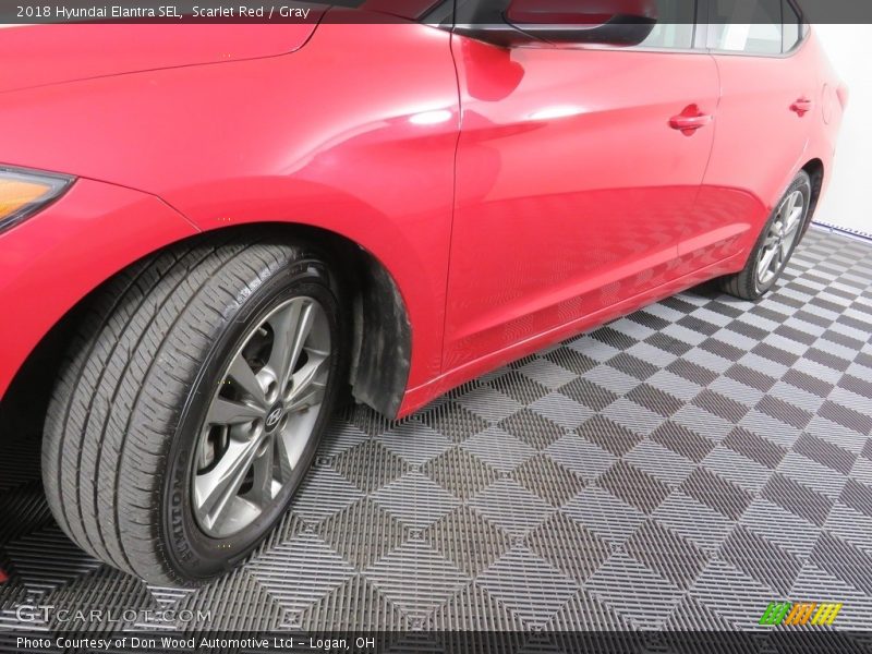 Scarlet Red / Gray 2018 Hyundai Elantra SEL