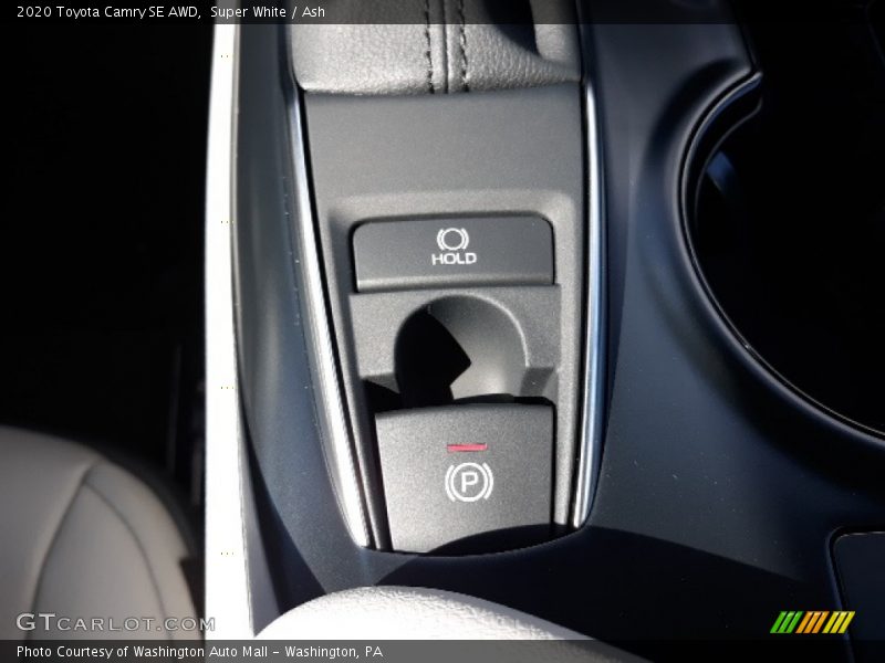 Super White / Ash 2020 Toyota Camry SE AWD