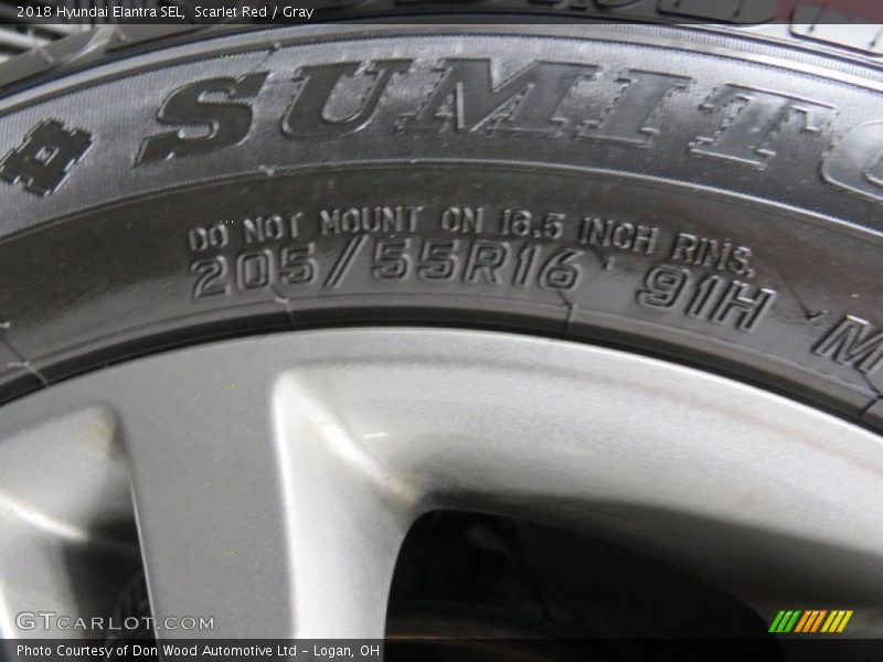 Scarlet Red / Gray 2018 Hyundai Elantra SEL