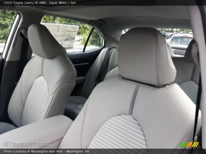 Super White / Ash 2020 Toyota Camry SE AWD