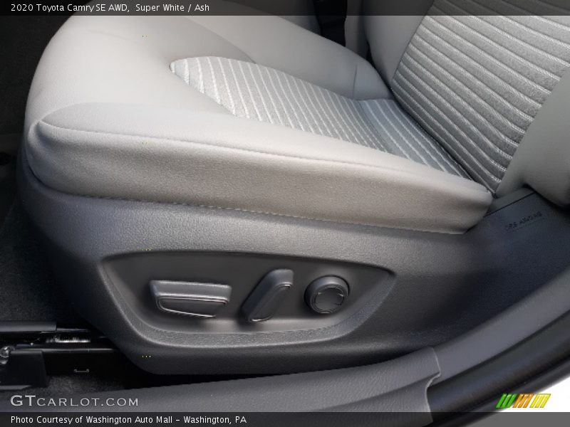 Super White / Ash 2020 Toyota Camry SE AWD