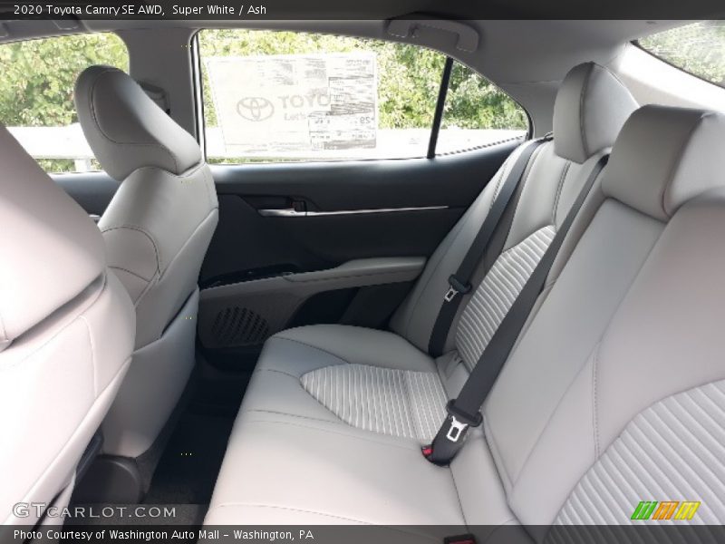 Super White / Ash 2020 Toyota Camry SE AWD