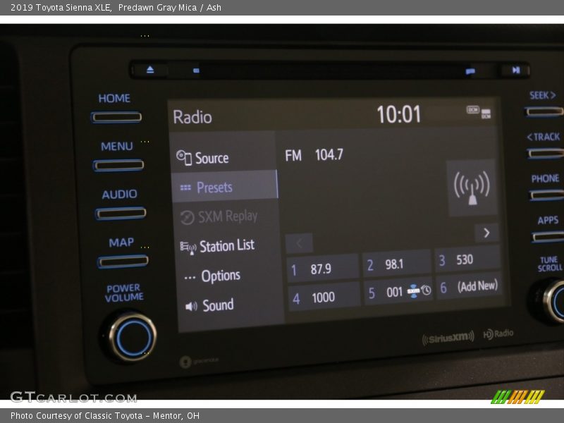 Predawn Gray Mica / Ash 2019 Toyota Sienna XLE