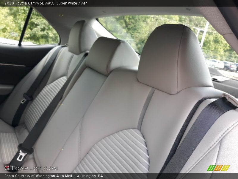 Super White / Ash 2020 Toyota Camry SE AWD