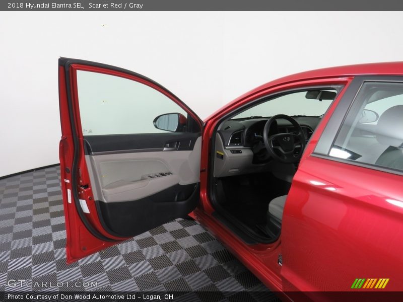Scarlet Red / Gray 2018 Hyundai Elantra SEL