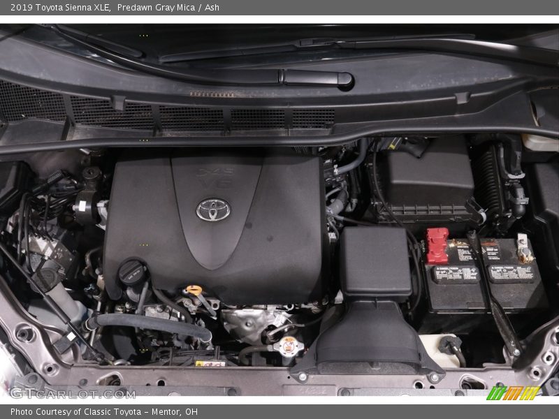 Predawn Gray Mica / Ash 2019 Toyota Sienna XLE