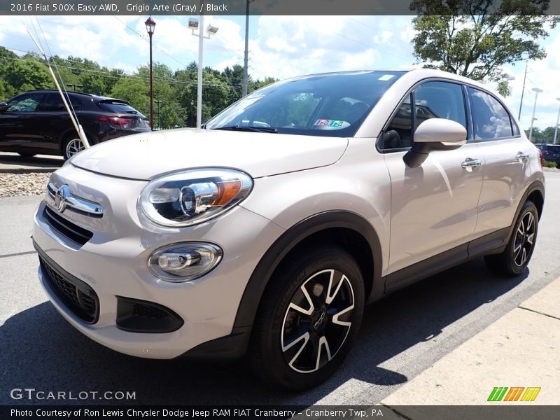 Front 3/4 View of 2016 500X Easy AWD