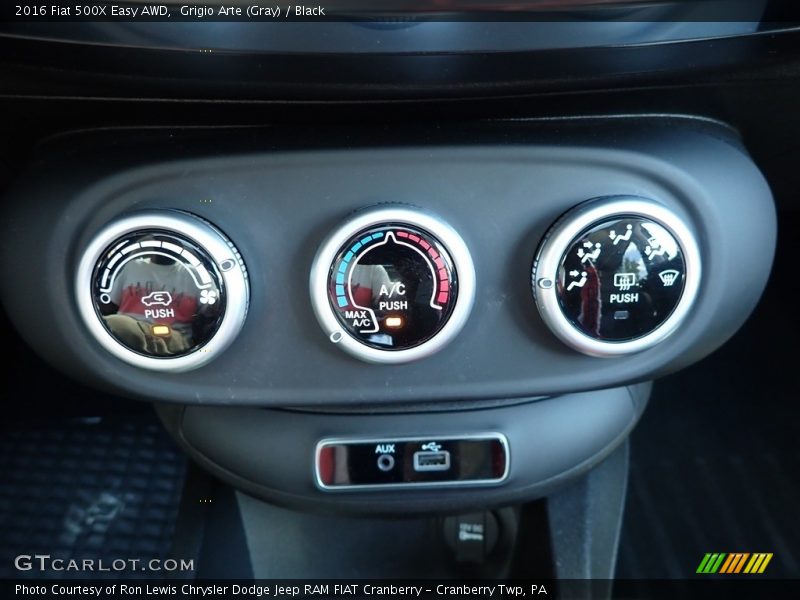 Controls of 2016 500X Easy AWD