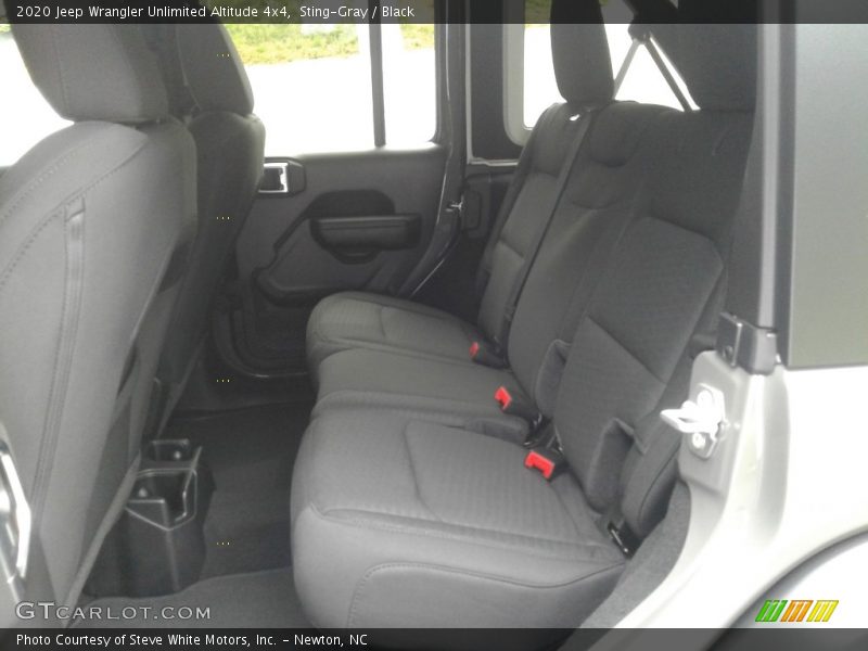 Sting-Gray / Black 2020 Jeep Wrangler Unlimited Altitude 4x4