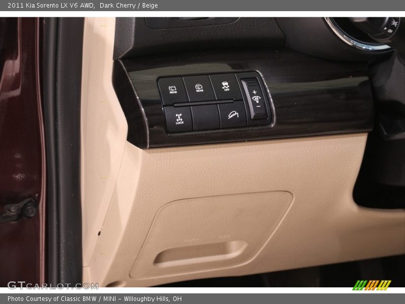 Dark Cherry / Beige 2011 Kia Sorento LX V6 AWD