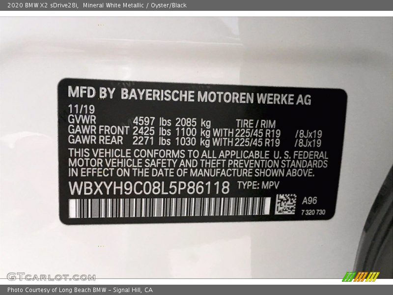 Mineral White Metallic / Oyster/Black 2020 BMW X2 sDrive28i