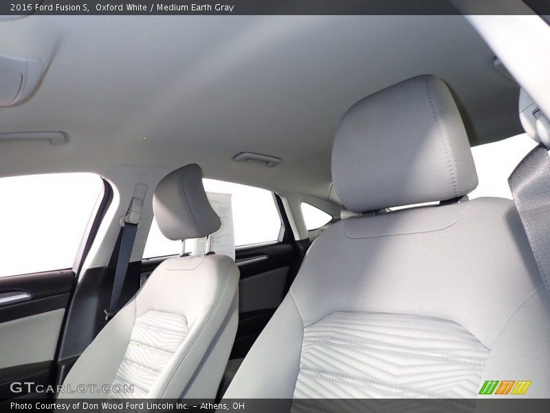 Oxford White / Medium Earth Gray 2016 Ford Fusion S