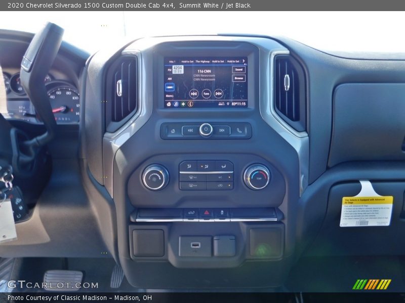 Summit White / Jet Black 2020 Chevrolet Silverado 1500 Custom Double Cab 4x4