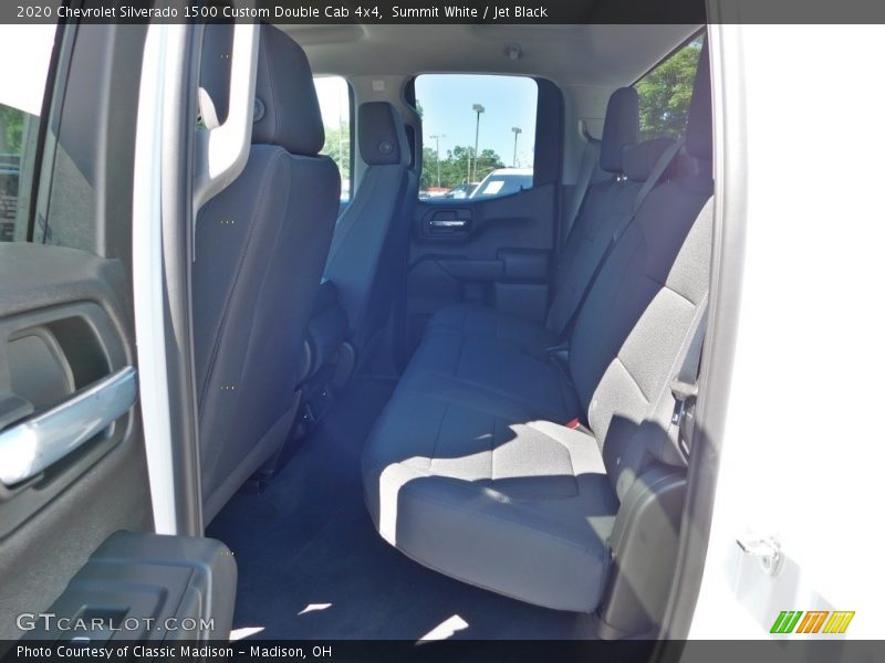 Summit White / Jet Black 2020 Chevrolet Silverado 1500 Custom Double Cab 4x4
