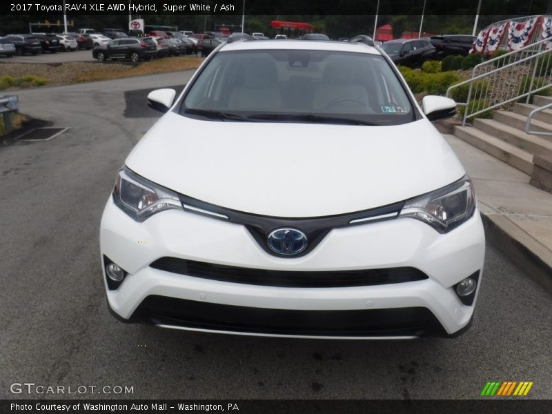 Super White / Ash 2017 Toyota RAV4 XLE AWD Hybrid