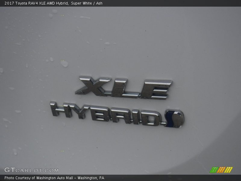 Super White / Ash 2017 Toyota RAV4 XLE AWD Hybrid