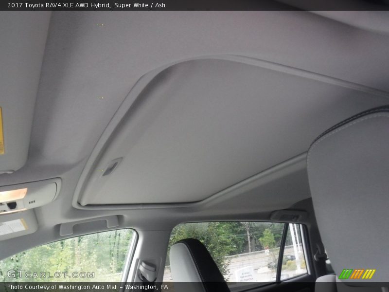 Super White / Ash 2017 Toyota RAV4 XLE AWD Hybrid