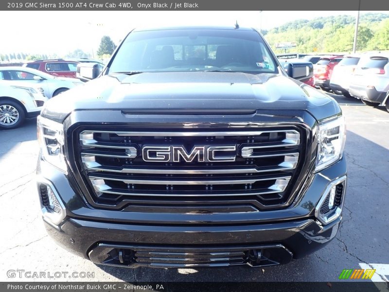 Onyx Black / Jet Black 2019 GMC Sierra 1500 AT4 Crew Cab 4WD