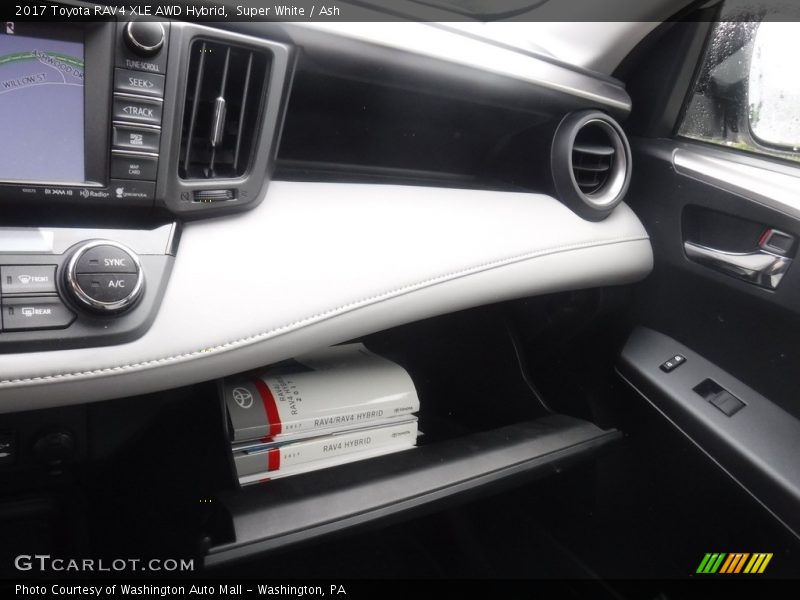 Super White / Ash 2017 Toyota RAV4 XLE AWD Hybrid