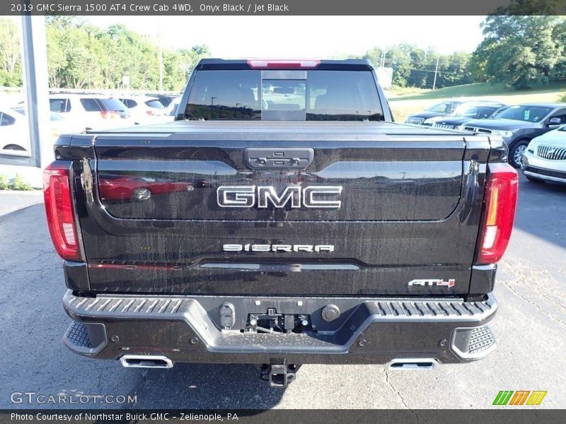 Onyx Black / Jet Black 2019 GMC Sierra 1500 AT4 Crew Cab 4WD
