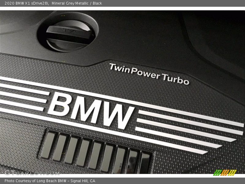 Mineral Grey Metallic / Black 2020 BMW X1 sDrive28i