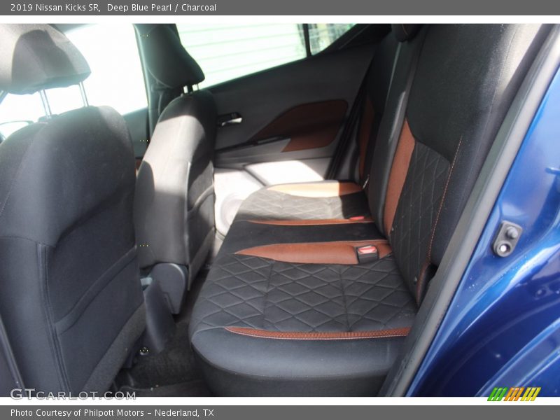 Deep Blue Pearl / Charcoal 2019 Nissan Kicks SR