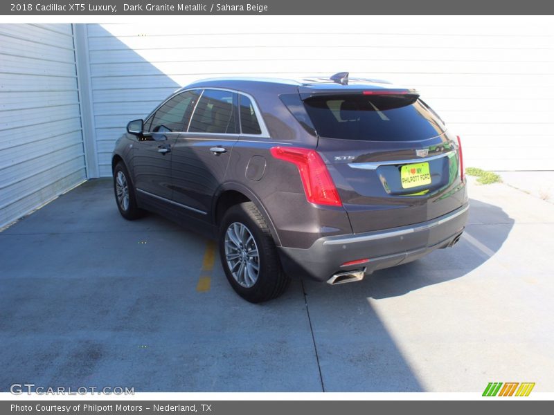 Dark Granite Metallic / Sahara Beige 2018 Cadillac XT5 Luxury