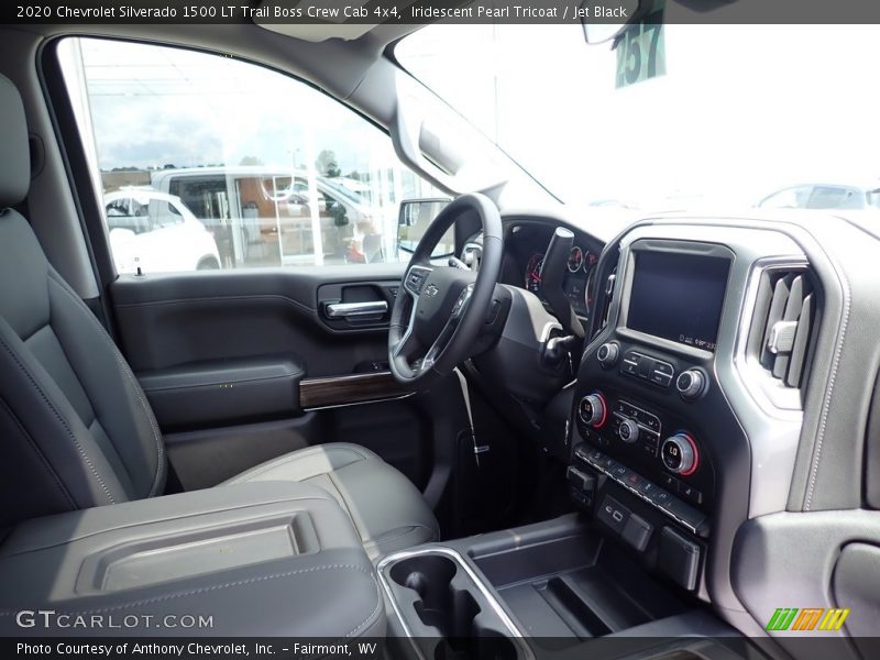 Iridescent Pearl Tricoat / Jet Black 2020 Chevrolet Silverado 1500 LT Trail Boss Crew Cab 4x4