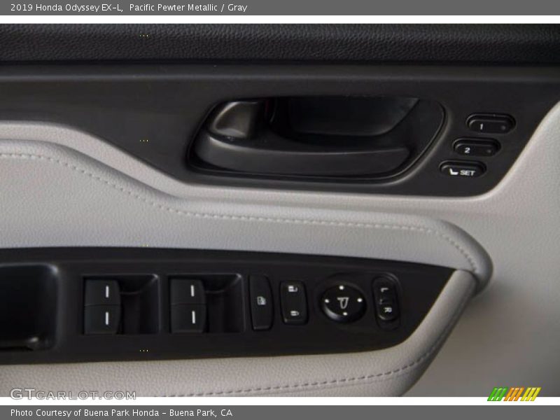 Pacific Pewter Metallic / Gray 2019 Honda Odyssey EX-L