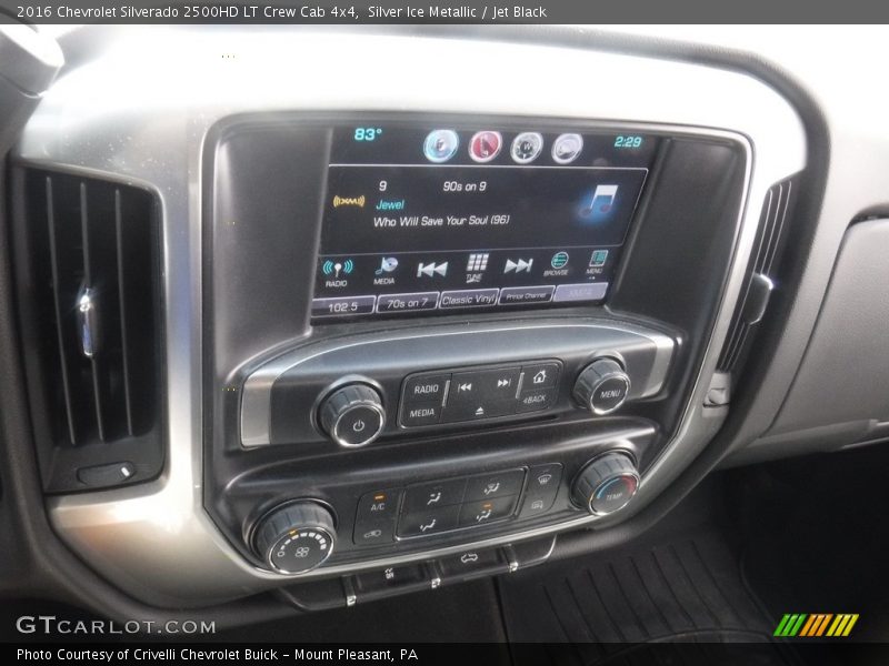 Controls of 2016 Silverado 2500HD LT Crew Cab 4x4