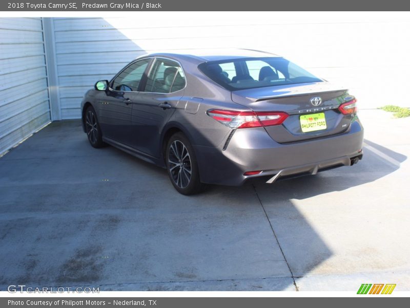 Predawn Gray Mica / Black 2018 Toyota Camry SE