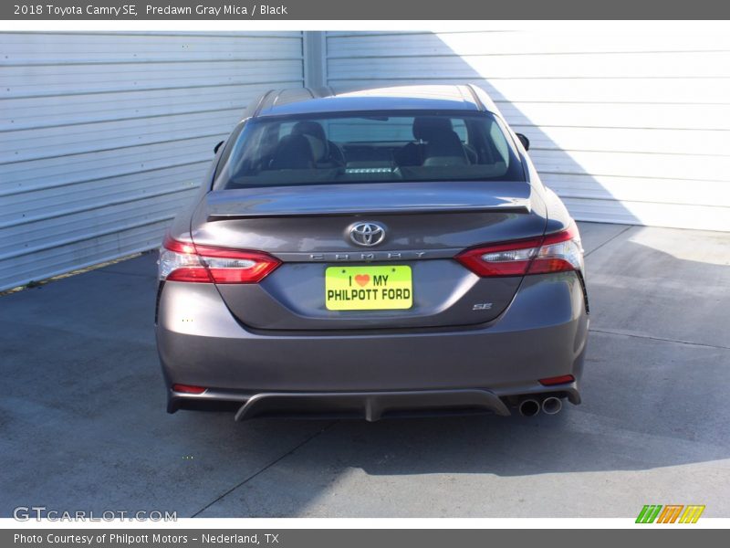 Predawn Gray Mica / Black 2018 Toyota Camry SE
