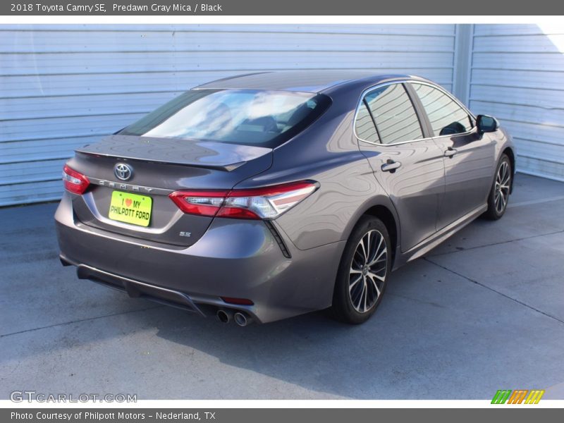 Predawn Gray Mica / Black 2018 Toyota Camry SE