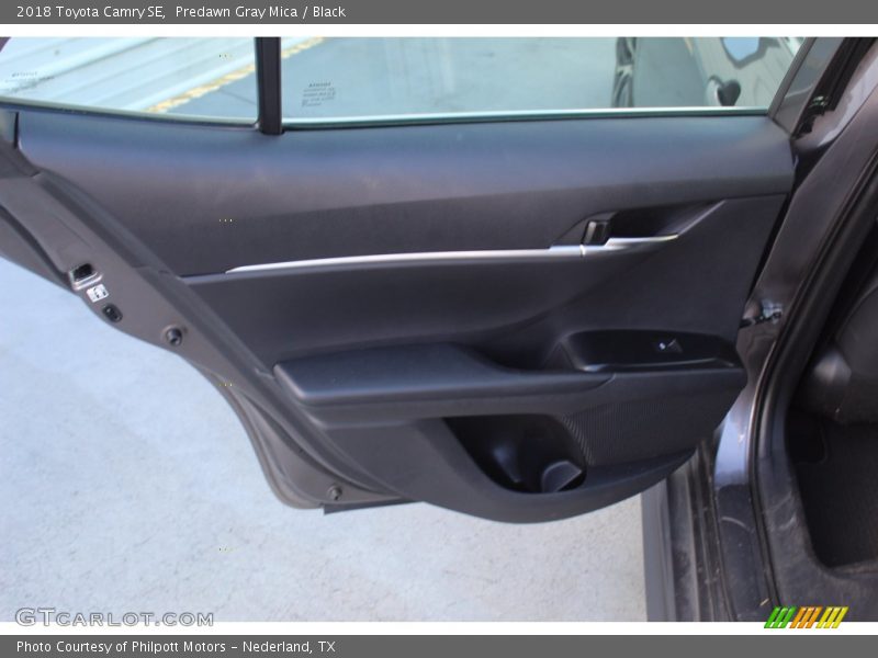 Predawn Gray Mica / Black 2018 Toyota Camry SE