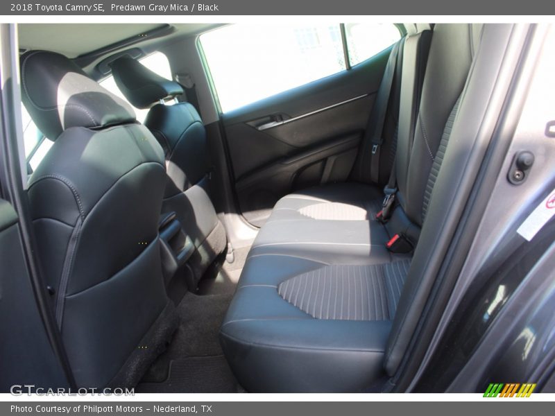 Predawn Gray Mica / Black 2018 Toyota Camry SE
