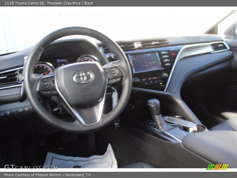 Predawn Gray Mica / Black 2018 Toyota Camry SE