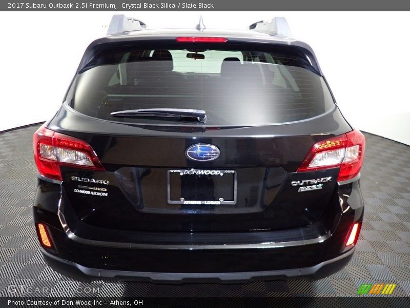 Crystal Black Silica / Slate Black 2017 Subaru Outback 2.5i Premium