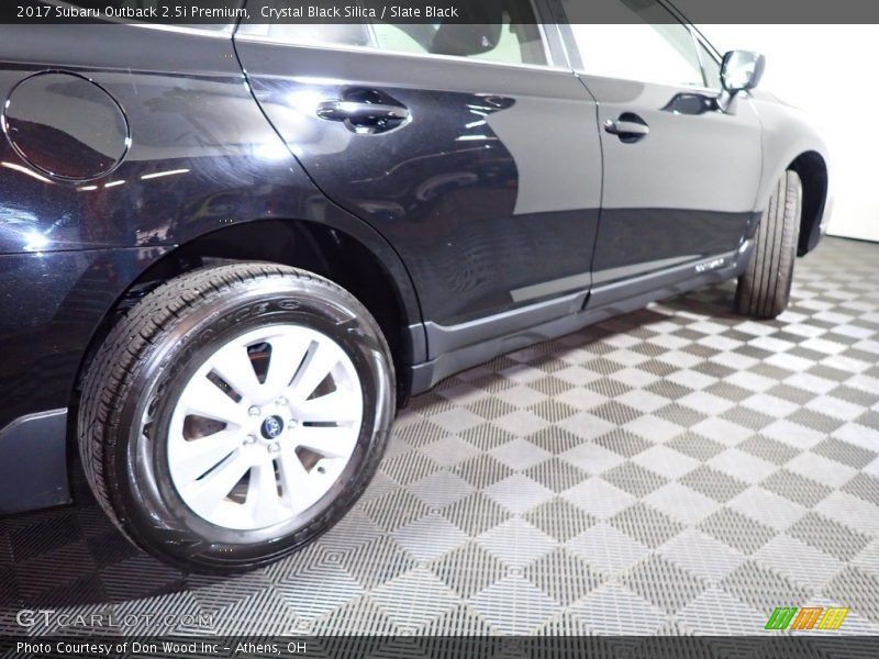 Crystal Black Silica / Slate Black 2017 Subaru Outback 2.5i Premium