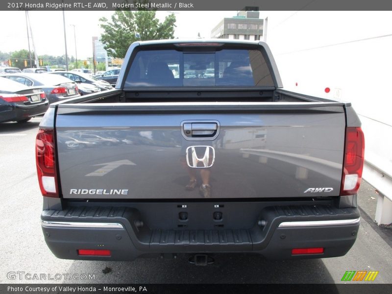 Modern Steel Metallic / Black 2017 Honda Ridgeline RTL-E AWD