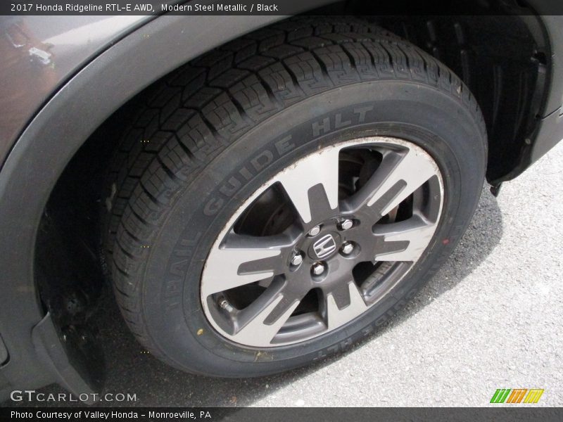 Modern Steel Metallic / Black 2017 Honda Ridgeline RTL-E AWD