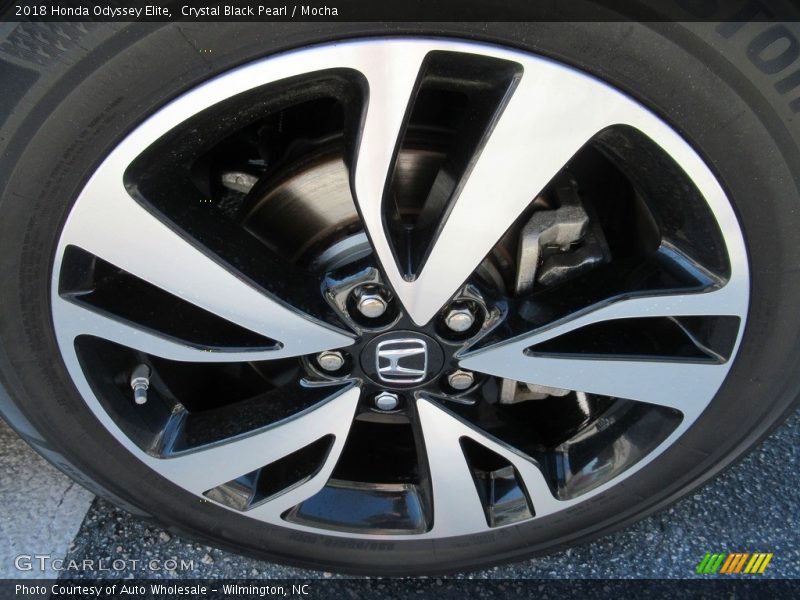 Crystal Black Pearl / Mocha 2018 Honda Odyssey Elite