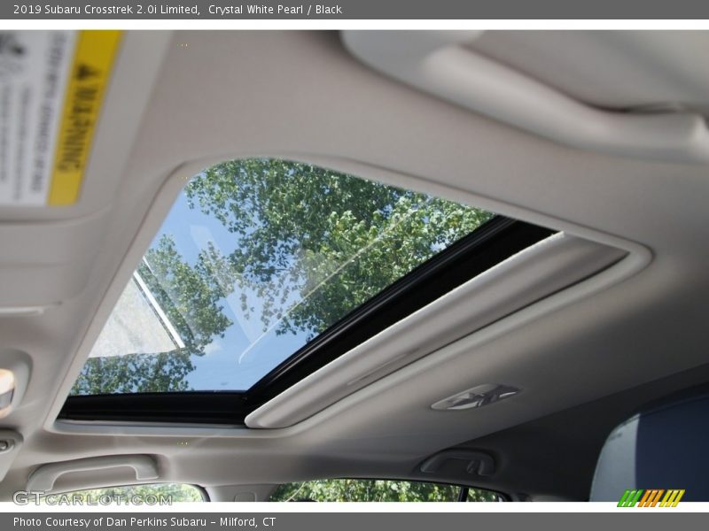 Crystal White Pearl / Black 2019 Subaru Crosstrek 2.0i Limited