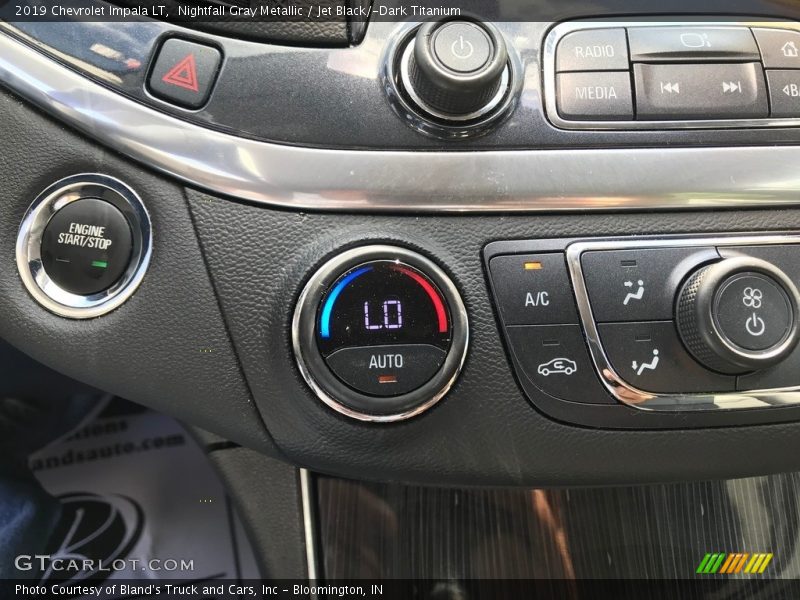 Nightfall Gray Metallic / Jet Black/­Dark Titanium 2019 Chevrolet Impala LT