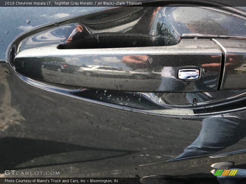 Nightfall Gray Metallic / Jet Black/­Dark Titanium 2019 Chevrolet Impala LT