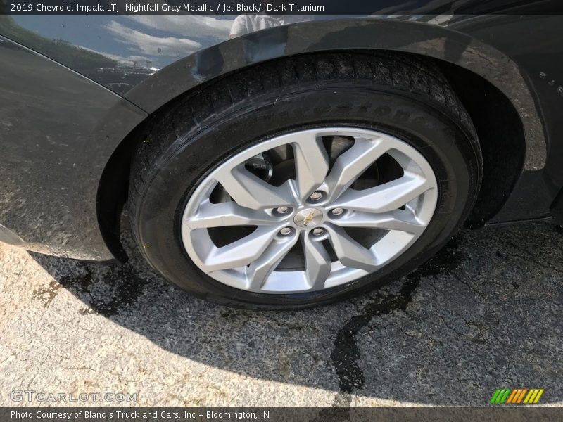 Nightfall Gray Metallic / Jet Black/­Dark Titanium 2019 Chevrolet Impala LT
