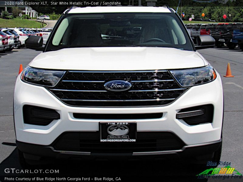 Star White Metallic Tri-Coat / Sandstone 2020 Ford Explorer XLT