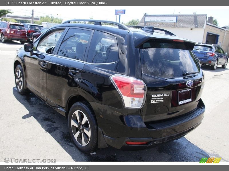 Crystal Black Silica / Black 2017 Subaru Forester 2.5i Limited