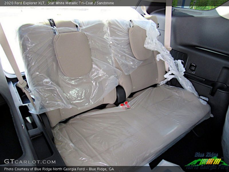 Star White Metallic Tri-Coat / Sandstone 2020 Ford Explorer XLT